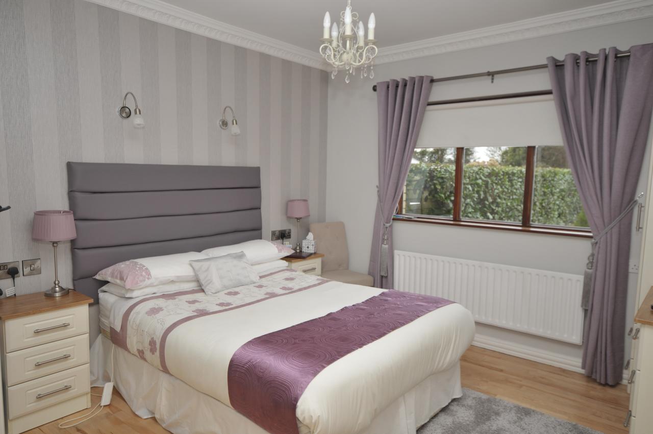 Heritage Accommodation Dundalk Bagian luar foto