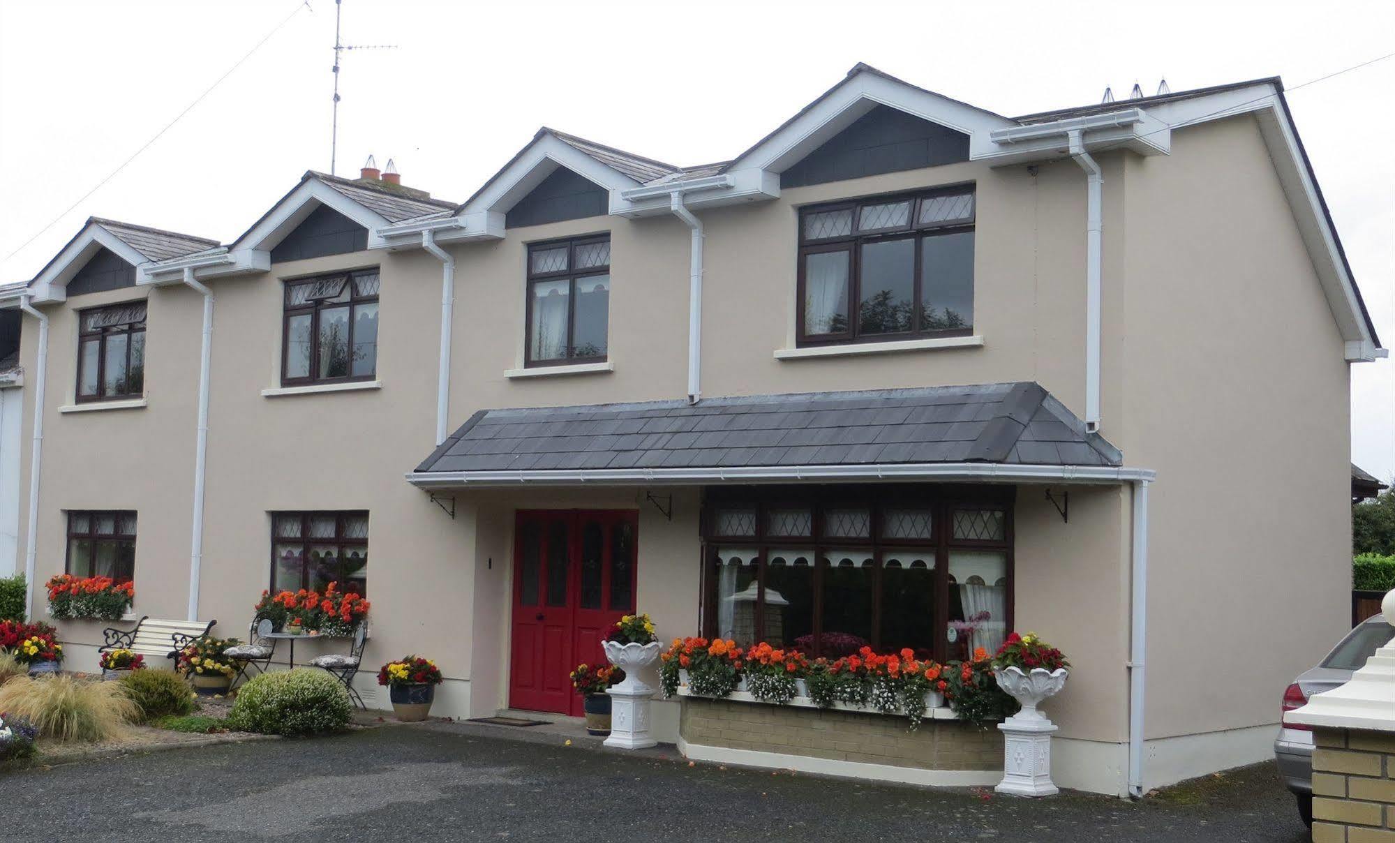 Heritage Accommodation Dundalk Bagian luar foto